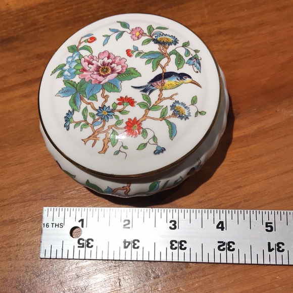 Vintage Aynsley Pembroke Fine Bone China Little Sweetheart Round Trinket Box - Picture 5 of 6